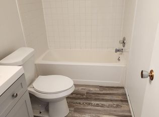 1015 Jackman Ave #303, Pittsburgh, PA 15202