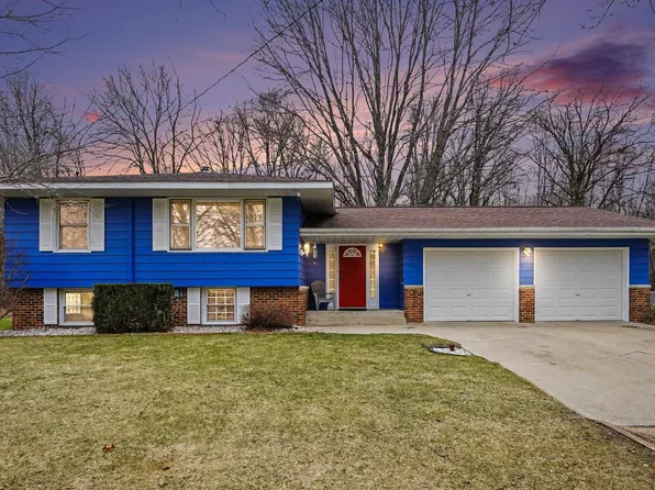 1825 E Chippewa River Rd, Midland, MI 48640