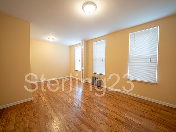 5th image of 23-81 23rd St #2X