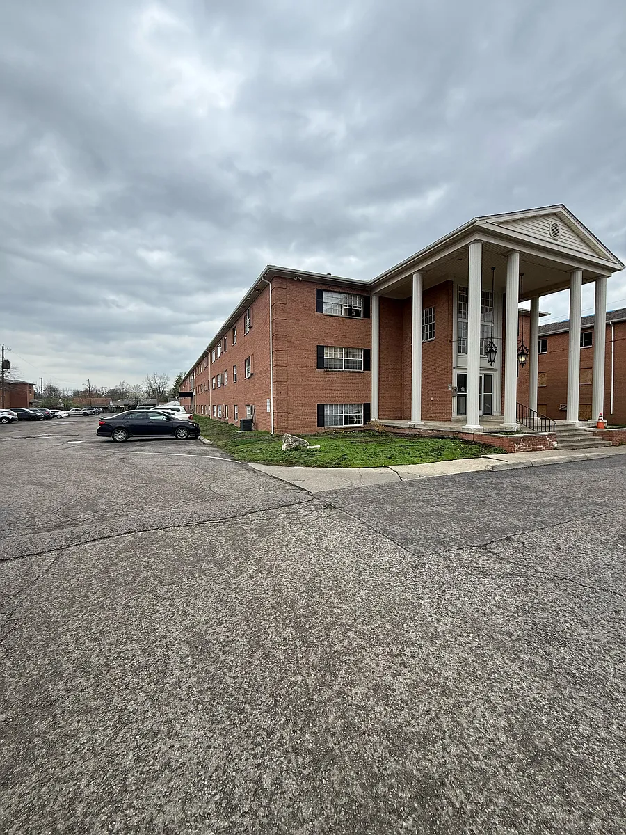 Building Photo - Bexley Apaartments