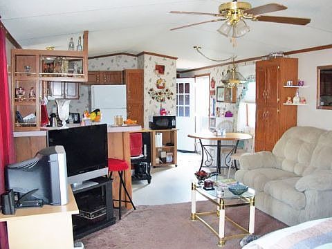 2nd image of 4211 Lions Den Ct