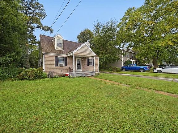 3rd image of 317 Dixie Dr