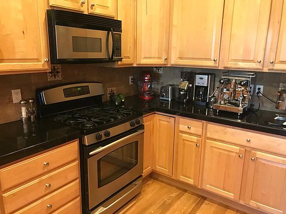3rd image of 670 Laramie Blvd