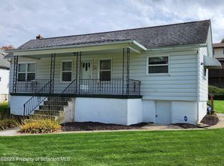 102 Old Boston Rd, Pittston, PA 18640
