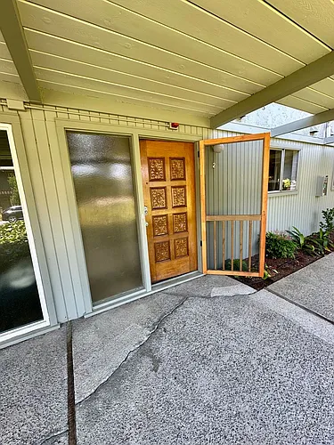 2047 Montecito Ave Photo 1