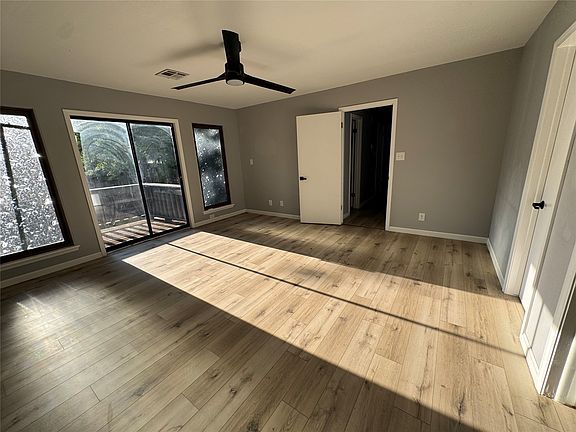 4th image of 8106 S Pittsburg Ave