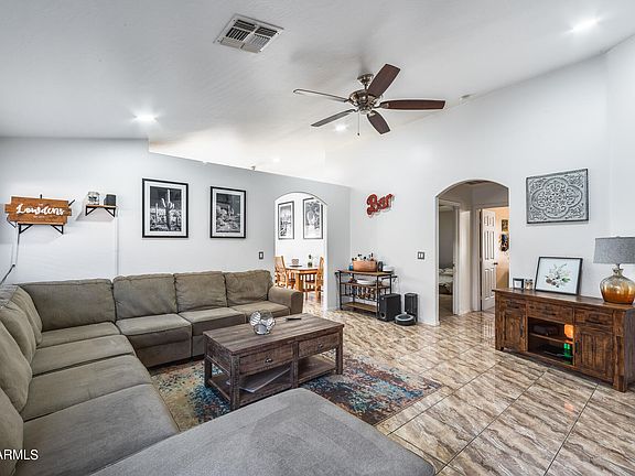 4th image of 6719 W Northview Ave