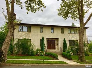715 Prospect Ave, Ridgefield, NJ 07657