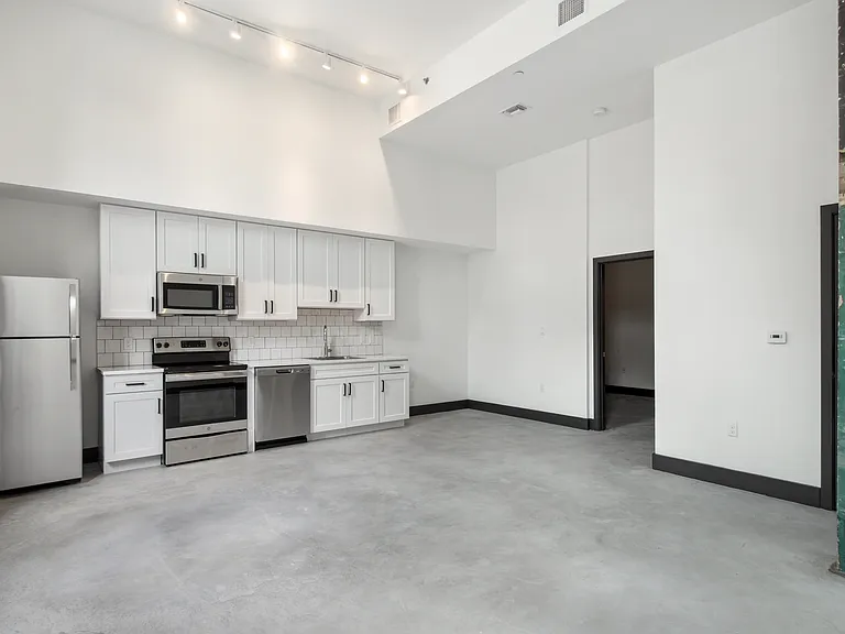 Thirty60 Lofts — Photo 20