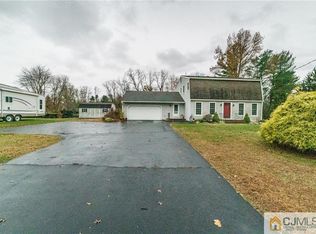 130 Jacbstwn New Egypt Rd, Wrightstown, NJ 08562