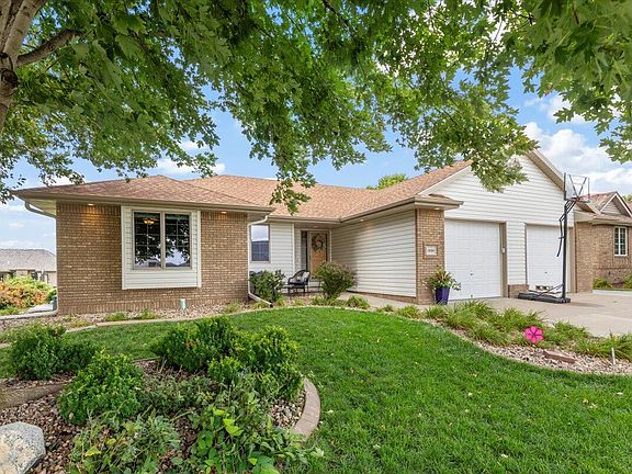 3rd image of 1406 Oran Dr