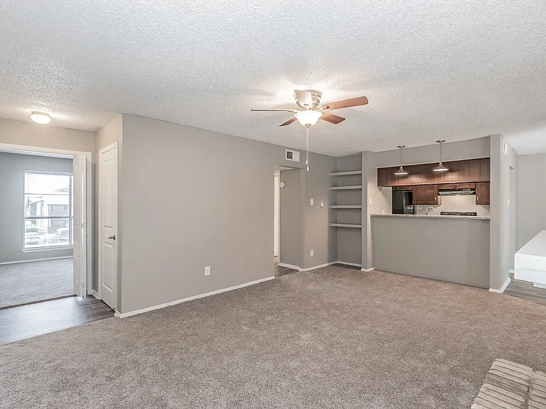 Station 121 at Town Center Apartments — Photo 57