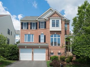 5850 Governors Hill Dr, Alexandria, VA 22310