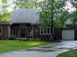 4621 N Ashwood Dr, Indianapolis, IN