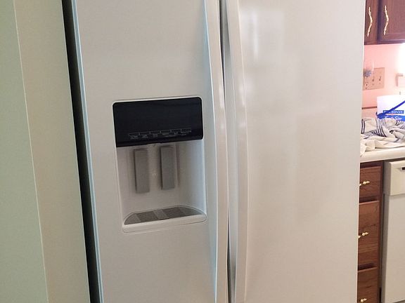 Whirlpool refrigerator 