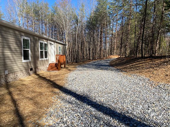Front parking and driveway