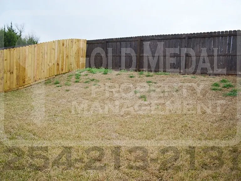 1104 Grace Point Dr — Photo 26