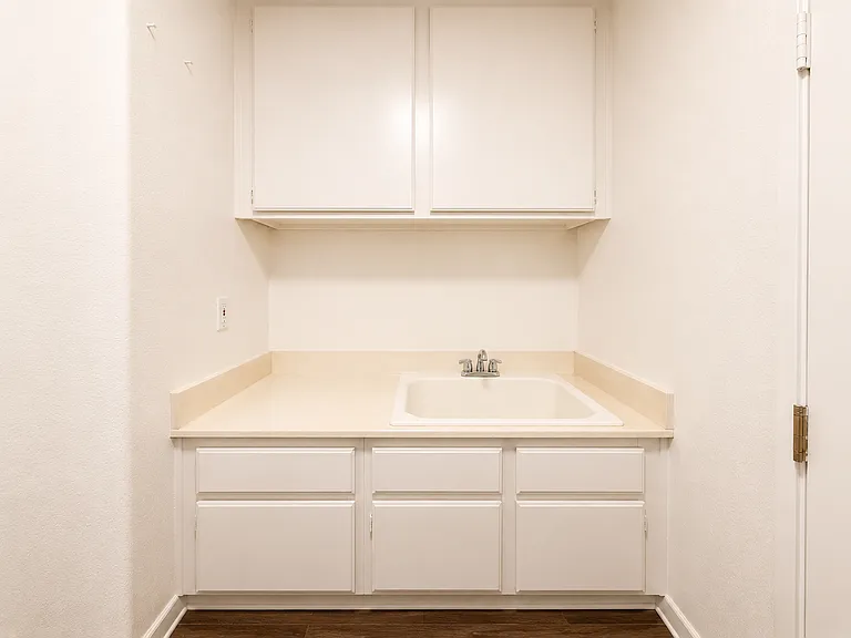 39930 Alpine Union St #B — Photo 12