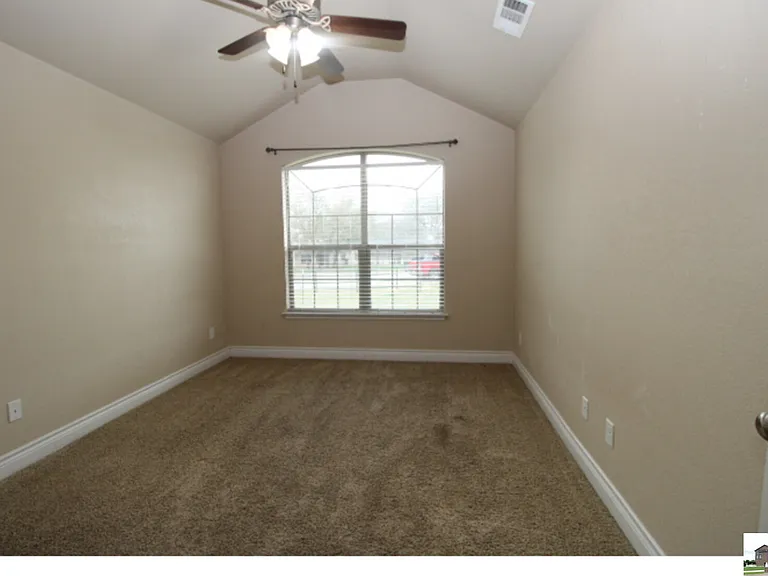 1128 Pheasant Cir — Photo 28