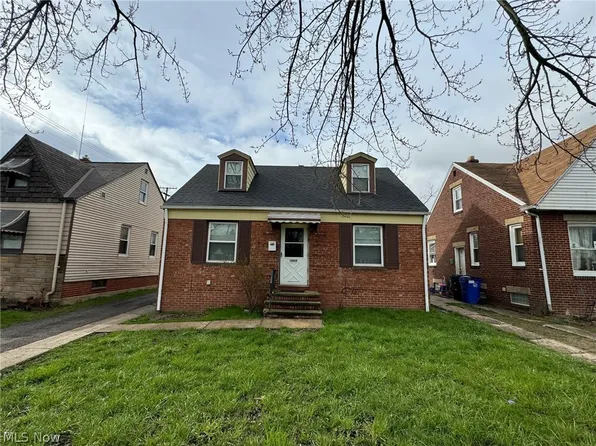 13013 Saint James Ave, Cleveland, OH 44135