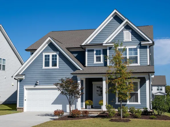 3634 Autumn Creek Dr, Fuquay Varina, NC 27526