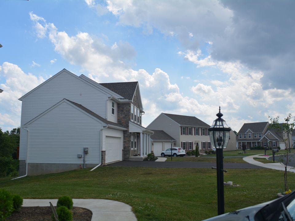 2nd image of 3315 Jonagold Dr