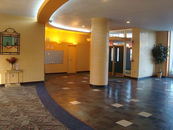 5th image of 967 Asylum Ave Ofc 1