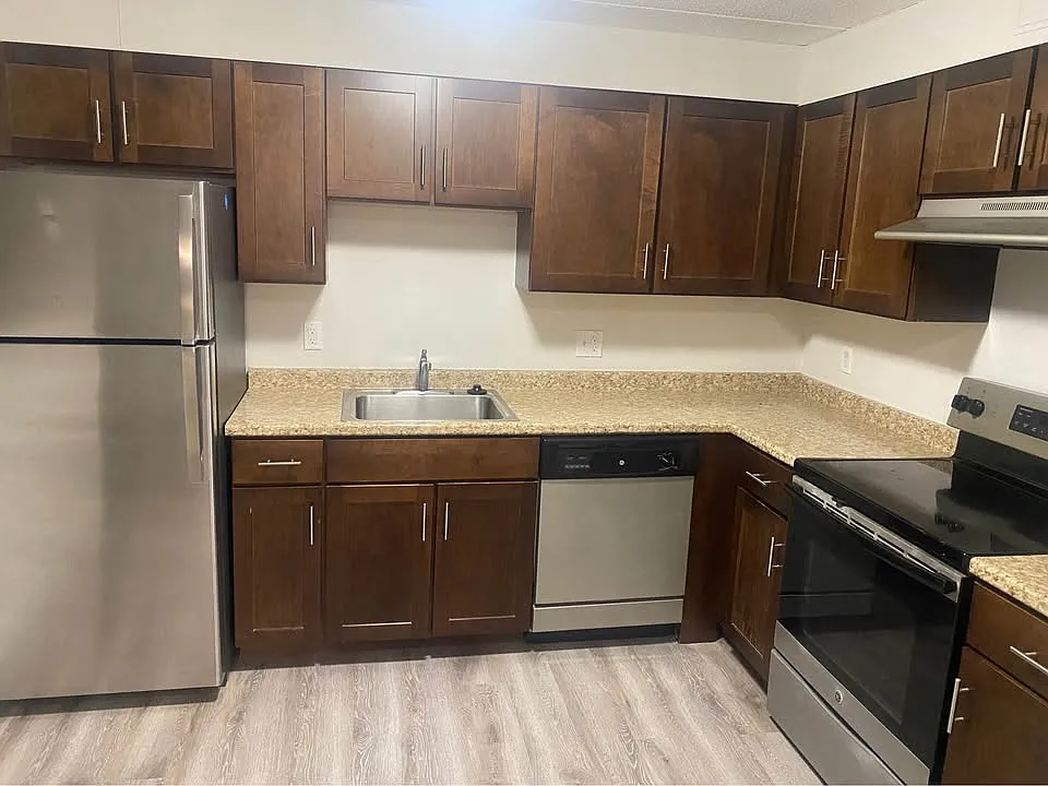 1 bed, 875 sqft, $2,300 — Photo 2