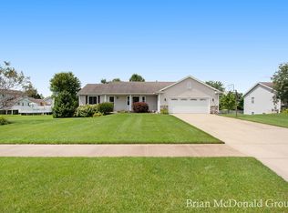 4332 Quail Run Dr, Dorr, MI 49323