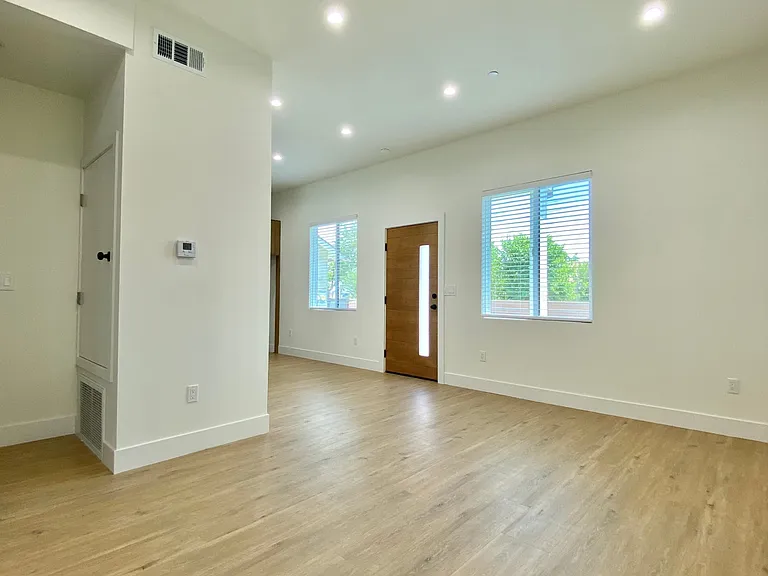 8821 Delco Ave #1 — Photo 15