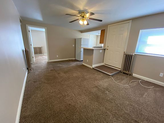 5th image of 236 E Dewald St #4