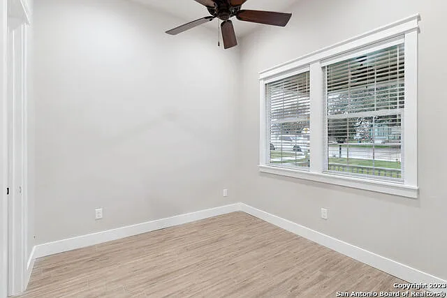 291 S East Ave — Photo 12