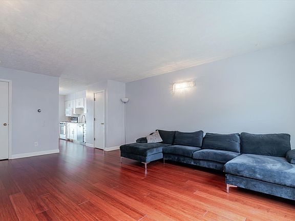 3rd image of 103 S Towanda Ave APT 3