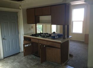 2155 Paul St, Dubuque, IA 52001