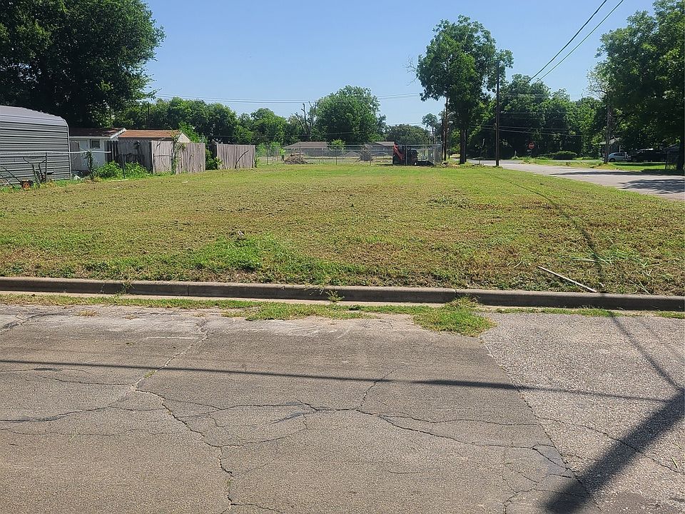 1st image of 1201 Texas St