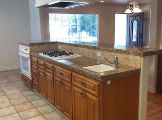 1934 Siesta Ln, Santa Rosa, CA 95404