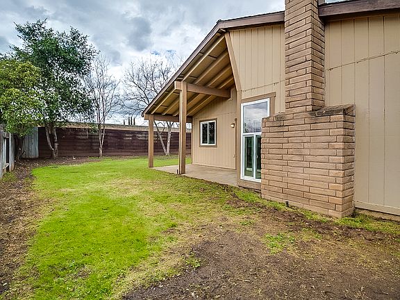 5th image of 9837 Gardenwood Way