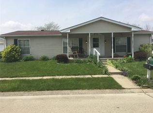 88 Fountain Lake Dr, Greenfield, IN