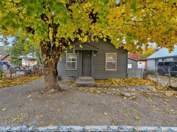 1122 E Garden Ave, Osburn, ID 83849