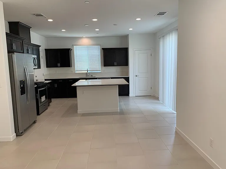 840 Corazon Ave — Photo 3