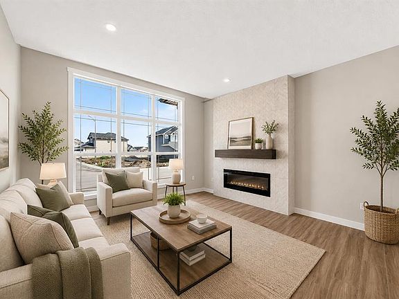 5th image of 1069 N Bayview Cres SW
