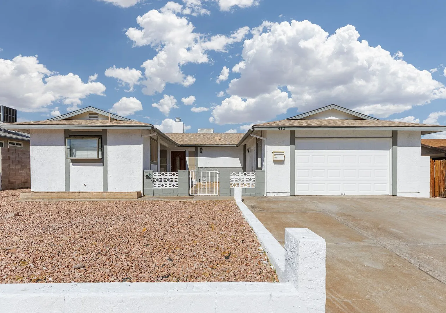 Single Family 3 Bedroom — Photo 1