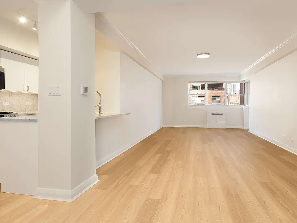 85 E End Ave #14E