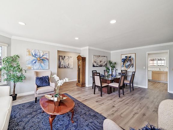 3rd image of 2411 Greengate Dr