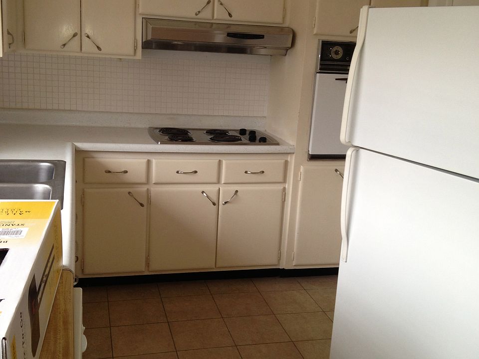 2nd image of 10214 Daphne Ave