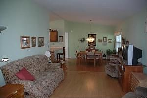4th image of 313 Belmont Dr