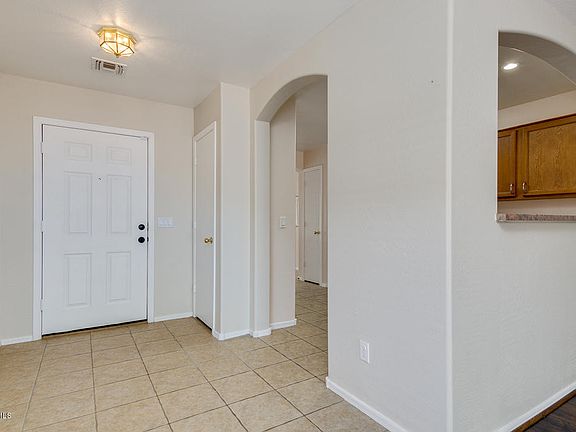 5th image of 16204 W Yucatan Dr