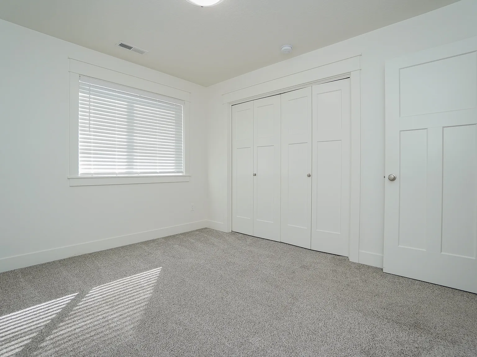 2025 East Presidential Drive - 1 — Photo 2