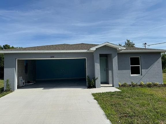 3rd image of 6050 Pecan Circle