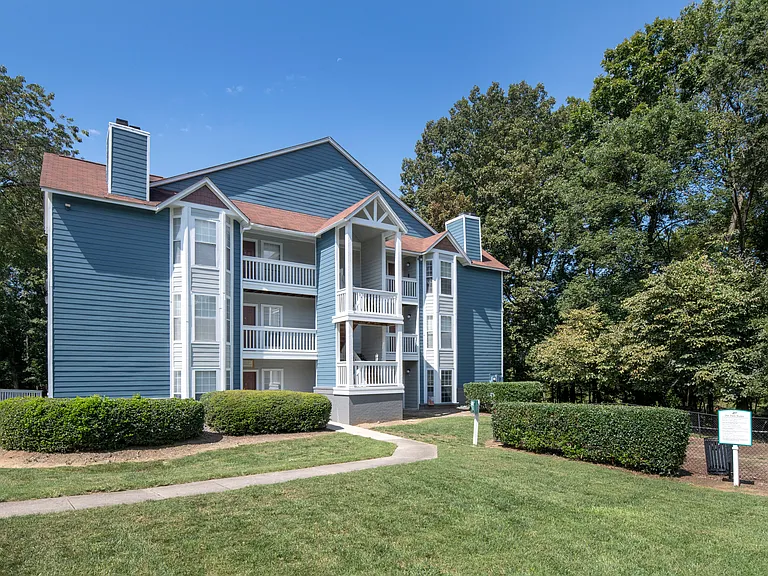 Canopy at Baybrook Apartments — Photo 12